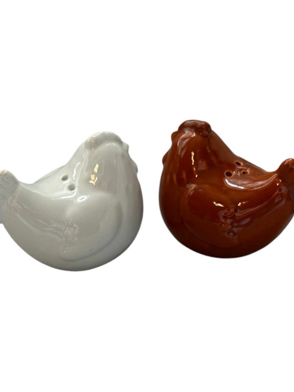 New Ceramic Hen Salt and Pepper Shakers